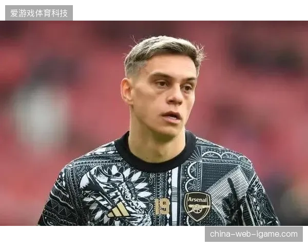 特罗萨德替补盘活阿森纳边路，成阿尔特塔战术体系关键变量